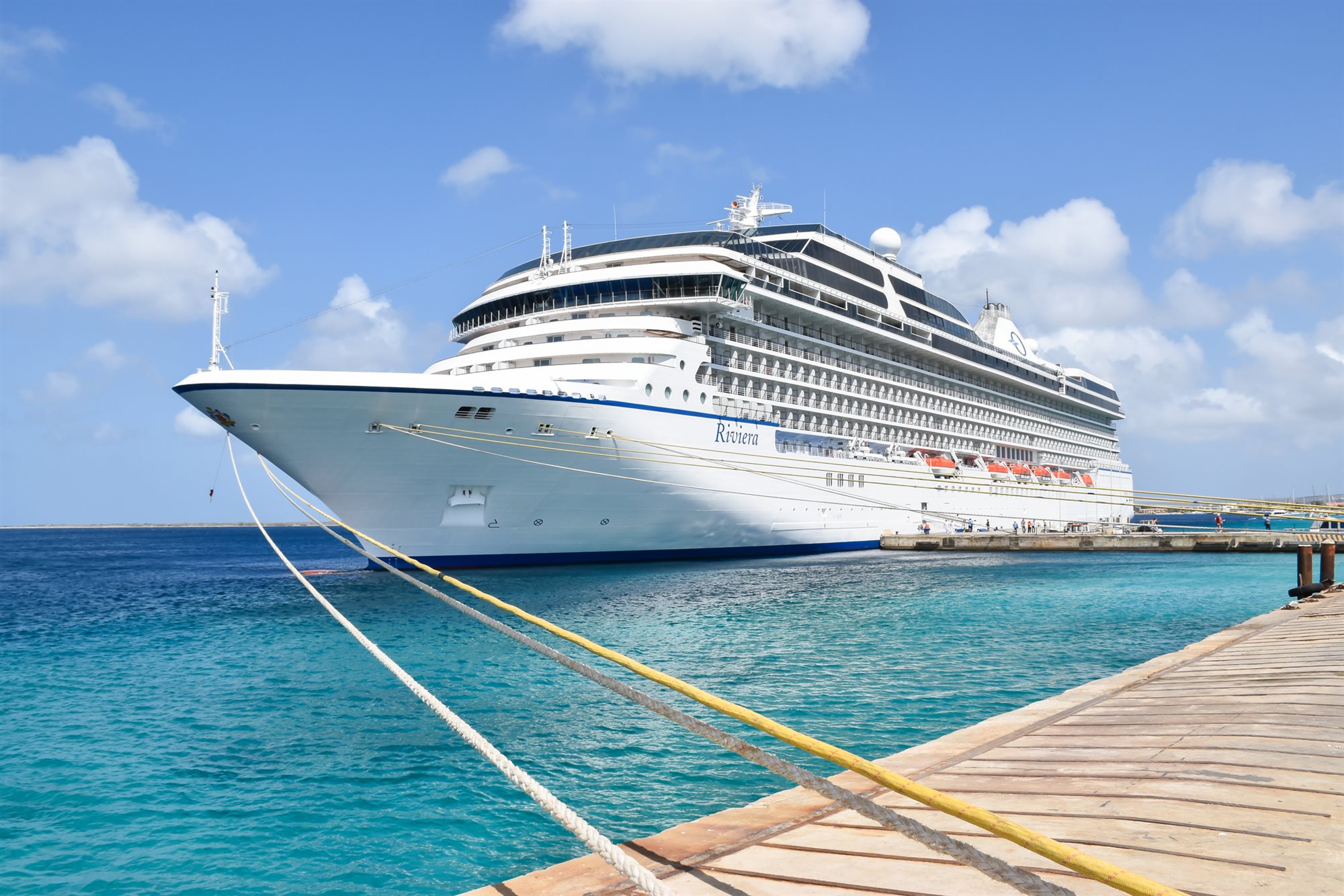 Oceania Cruises ship Marina at anchor